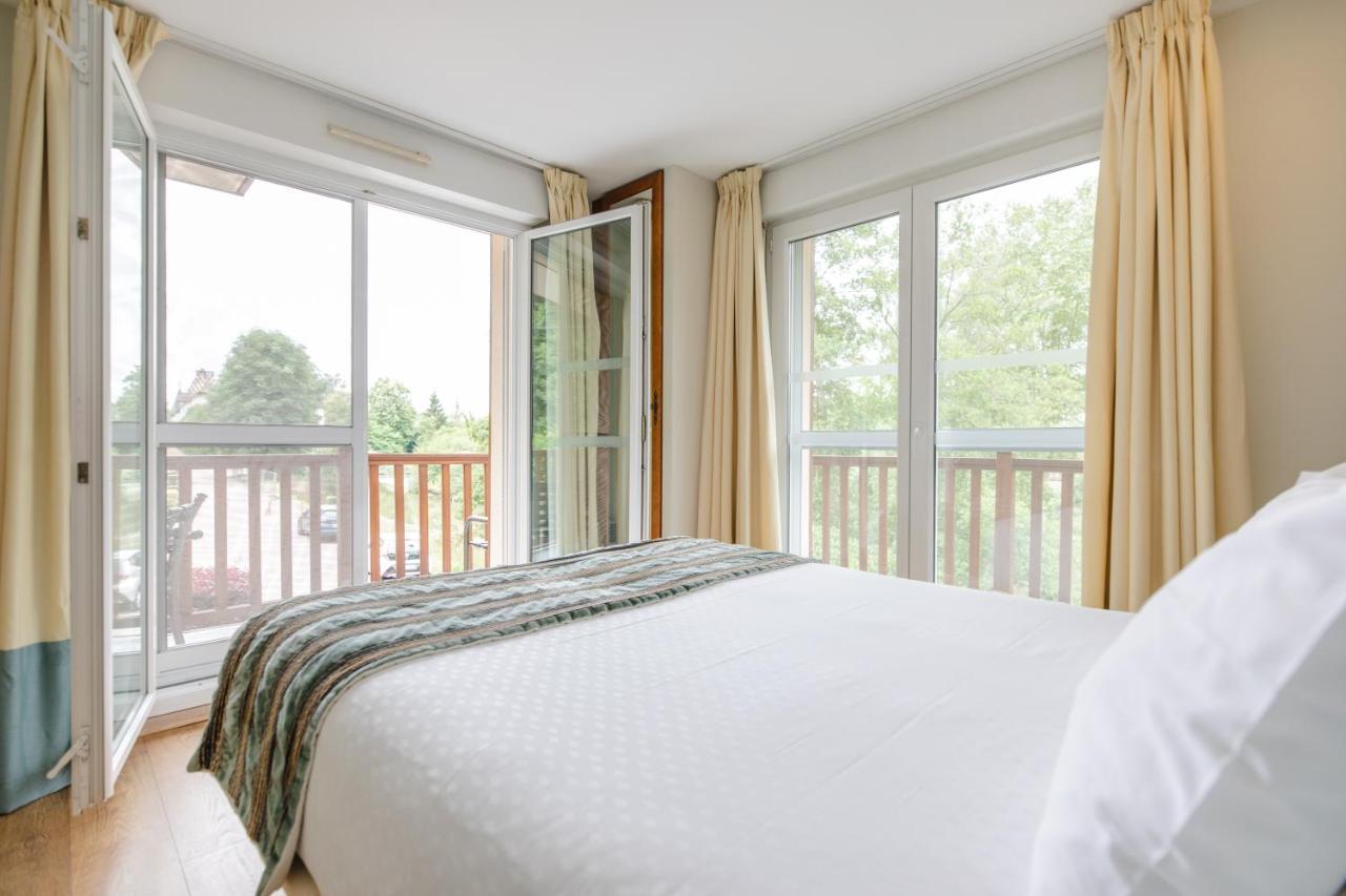 Aparthotel Karma Manoir Des Deux Amants Connelles Zewnętrze zdjęcie