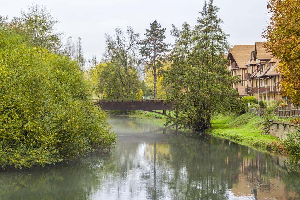 Aparthotel Karma Manoir Des Deux Amants Connelles Zewnętrze zdjęcie