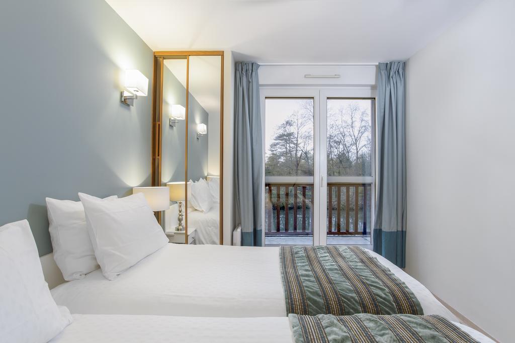 Aparthotel Karma Manoir Des Deux Amants Connelles Zewnętrze zdjęcie