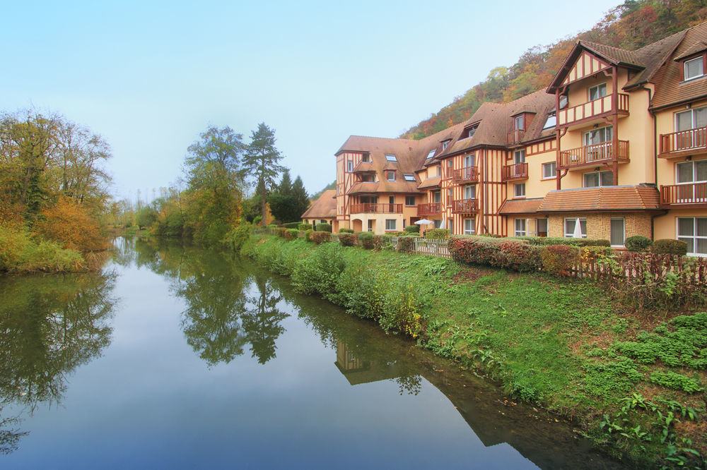 Aparthotel Karma Manoir Des Deux Amants Connelles Zewnętrze zdjęcie