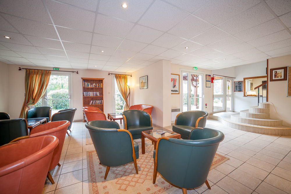 Aparthotel Karma Manoir Des Deux Amants Connelles Zewnętrze zdjęcie