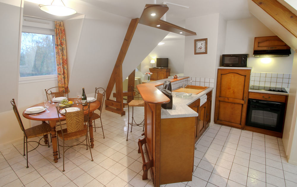 Aparthotel Karma Manoir Des Deux Amants Connelles Zewnętrze zdjęcie