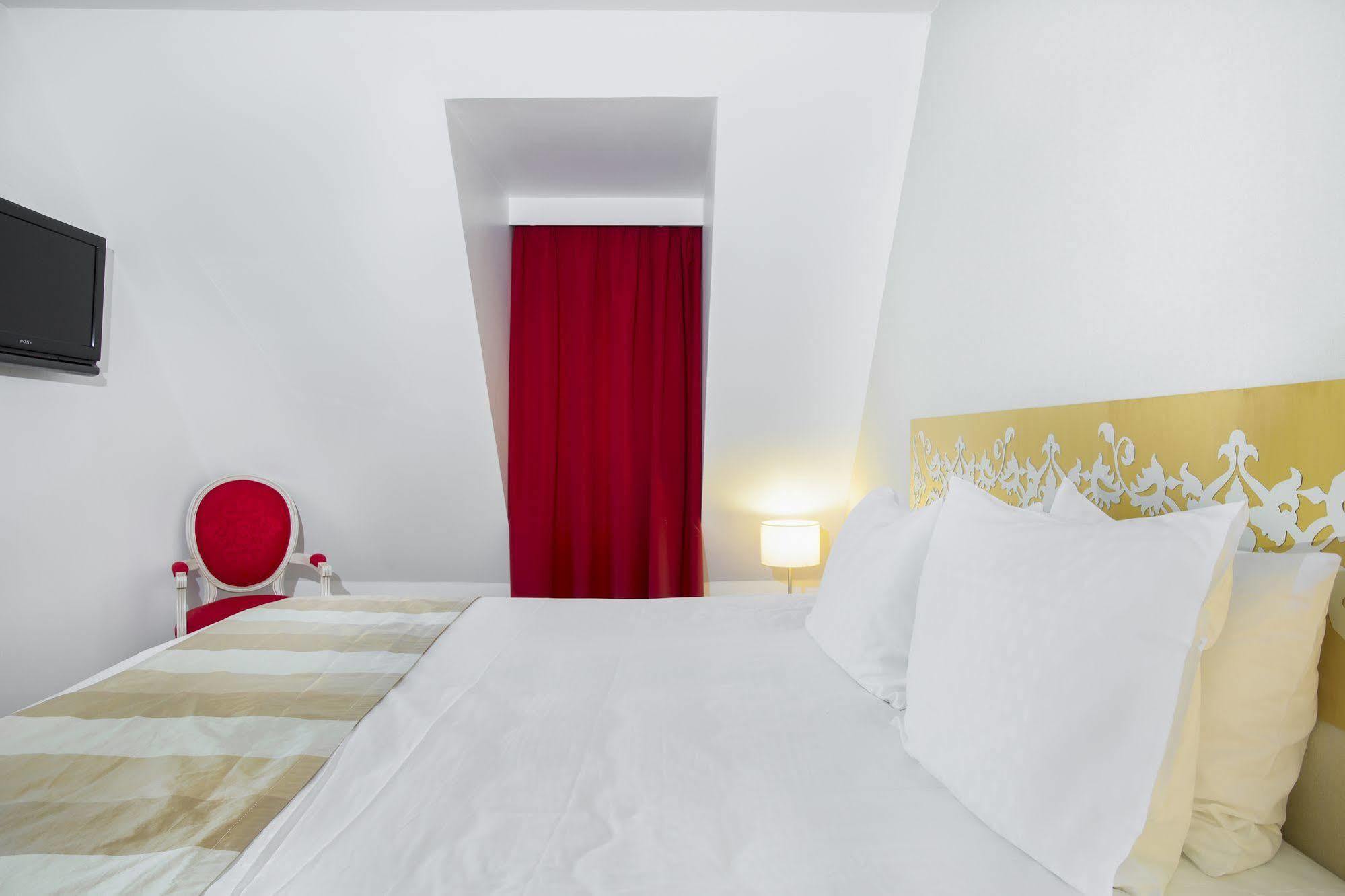 Aparthotel Karma Manoir Des Deux Amants Connelles Zewnętrze zdjęcie