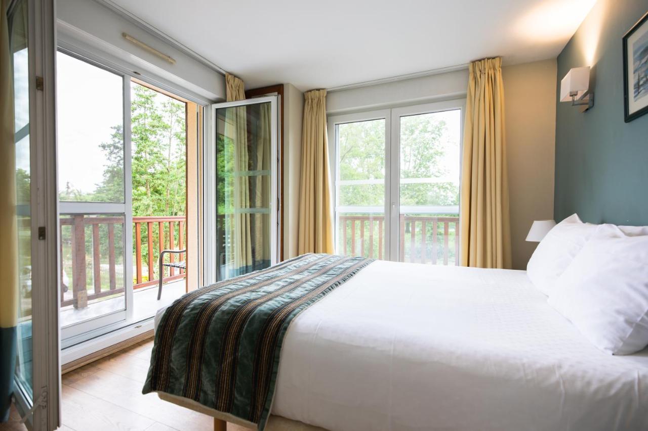 Aparthotel Karma Manoir Des Deux Amants Connelles Zewnętrze zdjęcie